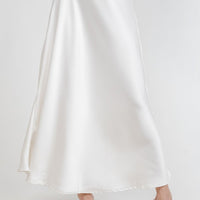 FALDA SATIN LARGA