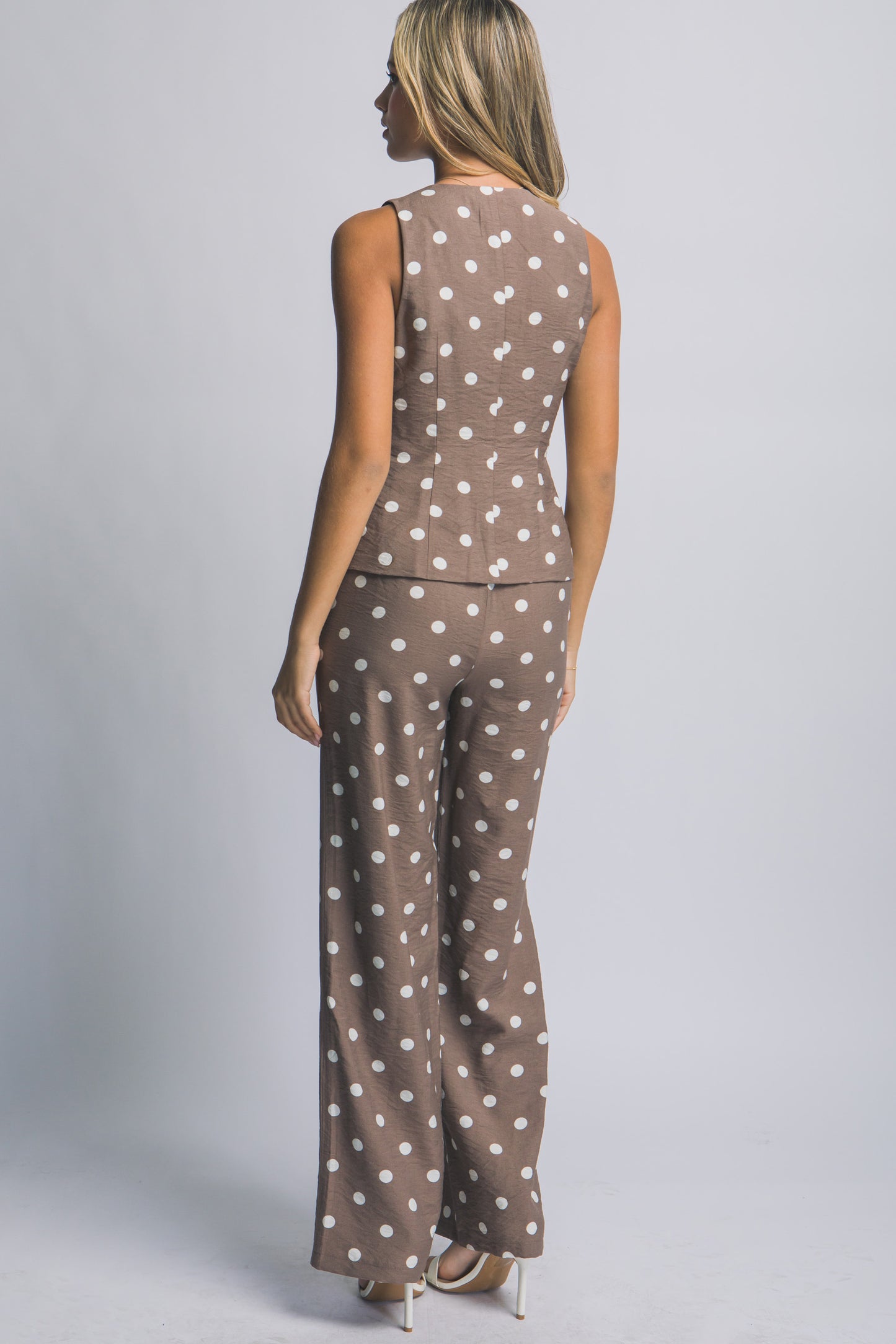 SET CHALECO Y PANTALON PUNTOS