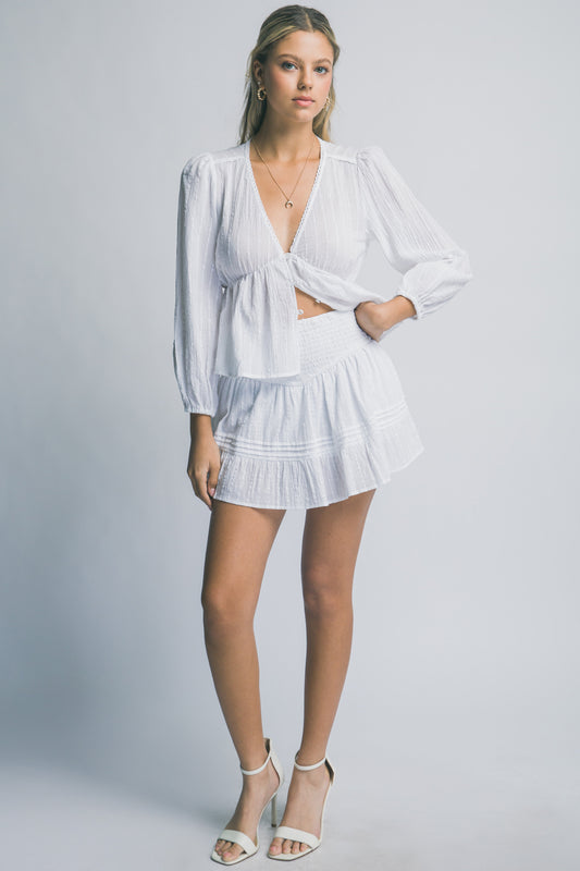 SET DE BLUSA Y FALDA SHORT